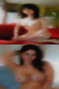 Sexy Italian milf.